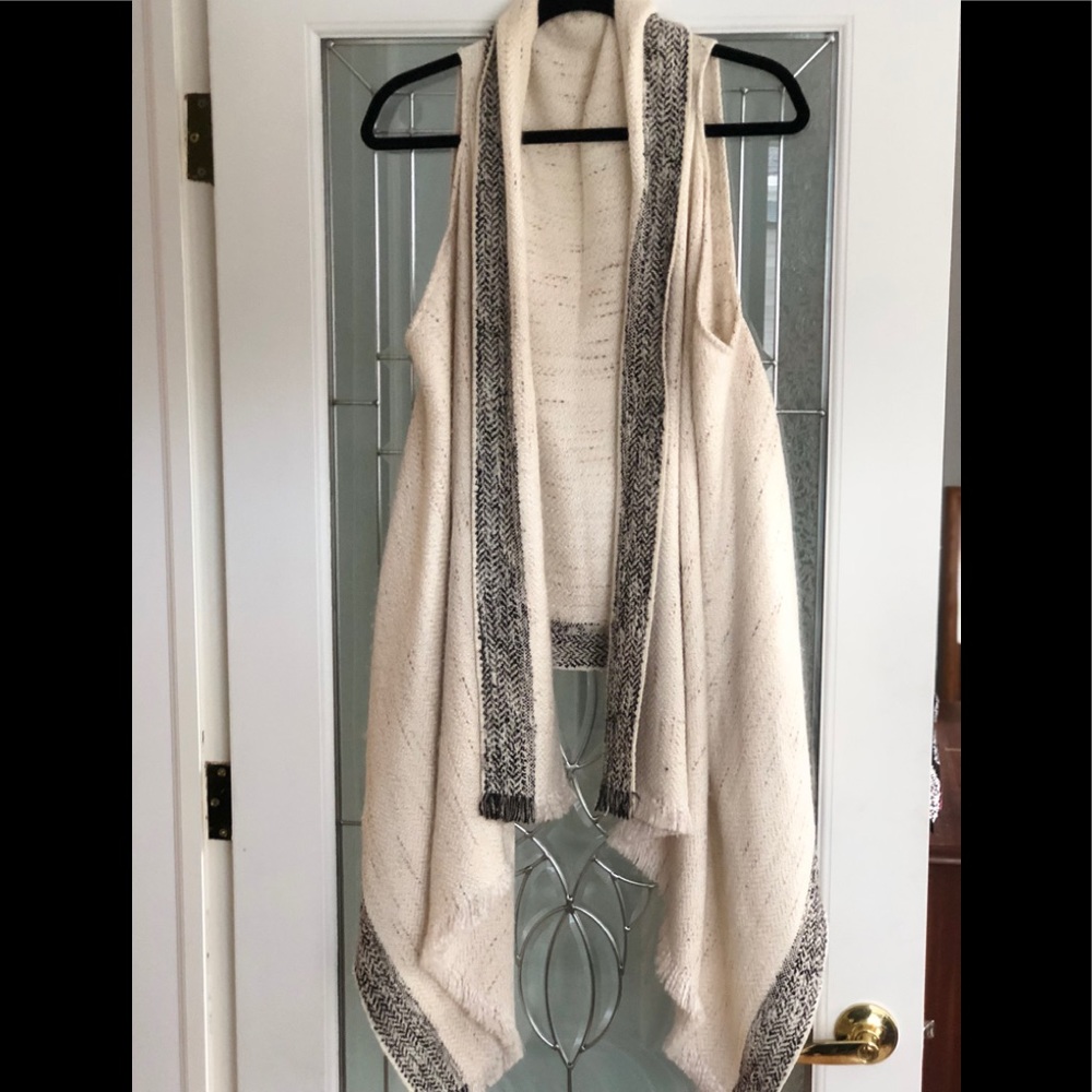 Knit convertible vest
